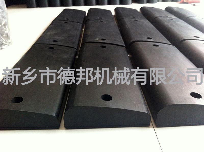 橡膠減震塊、橡膠壓條